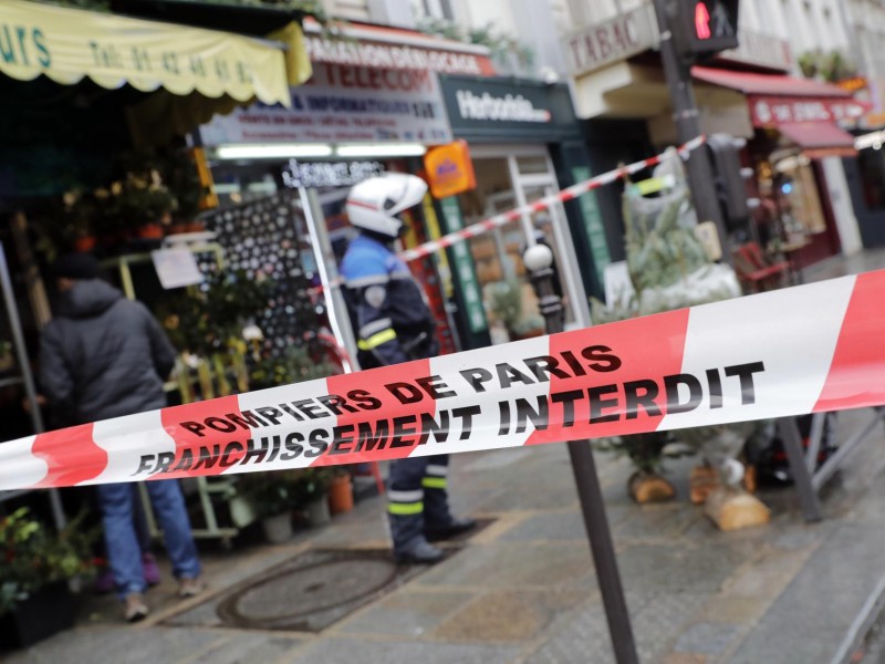 Tres muertos deja tiroteo en un centro kurdo en París