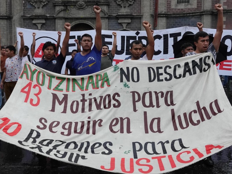 Tribunal ordena al Ejército no destruir documentos del caso Ayotzinapa
