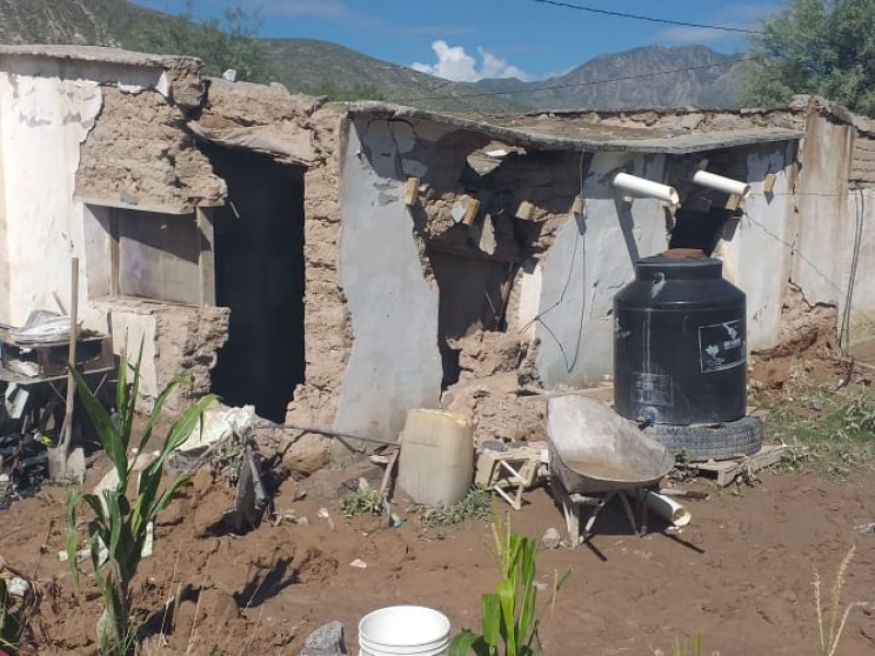 Tromba sorprende habitantes del ejido la Luz de Lerdo