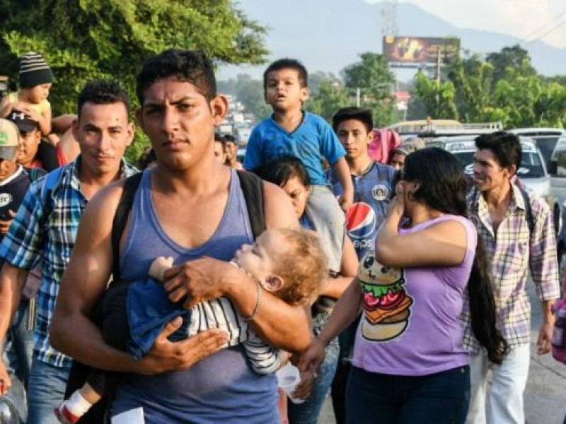 Trump amenaza cerrar frontera por caravana migrante