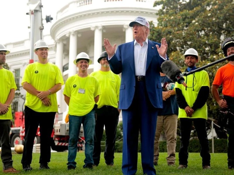 Trump contrata más migrantes mientras limita su entrada a EE.UU.