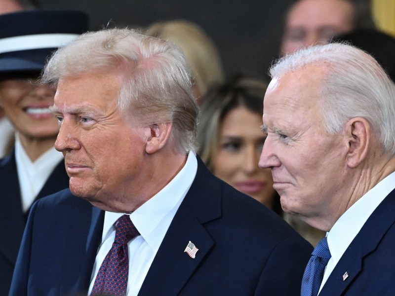 Trump critica a Biden por limitar ataques de Ucrania
