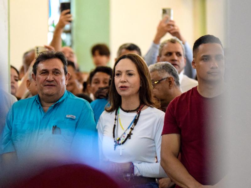 Trump dice no saber nada del regreso de Machado a Venezuela
