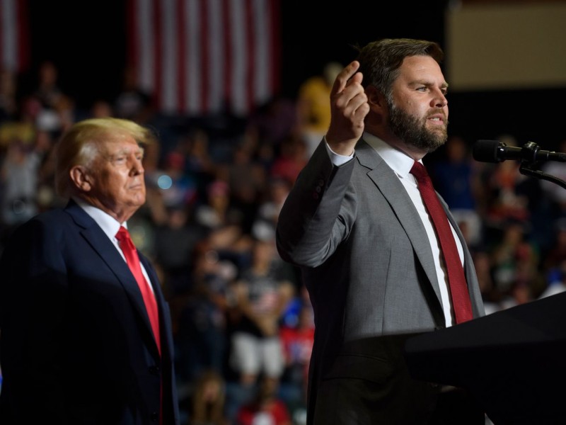 Trump elige al senador J.D Vance para candidato a vicepresidente