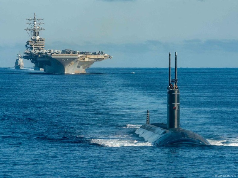 Trump envía submarinos nucleares cerca de Rusia y advierte amenaza