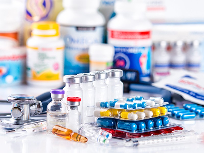 Trump impone arancel del 100% a productos farmacéuticos importados