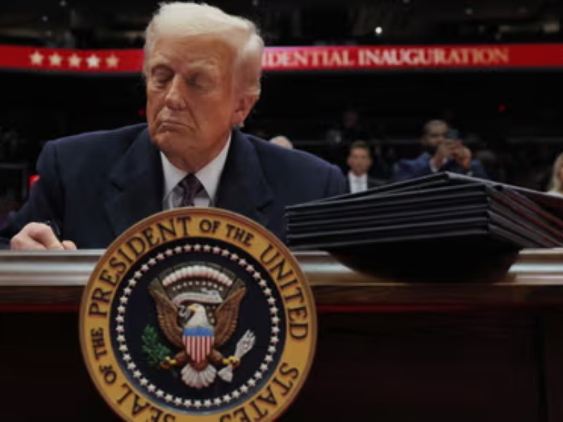 Trump pospone acuerdos que pueden afectar a México y al mundo