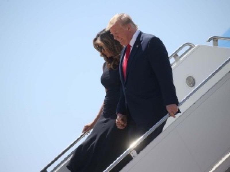 Trump visita a heridos de tiroteos