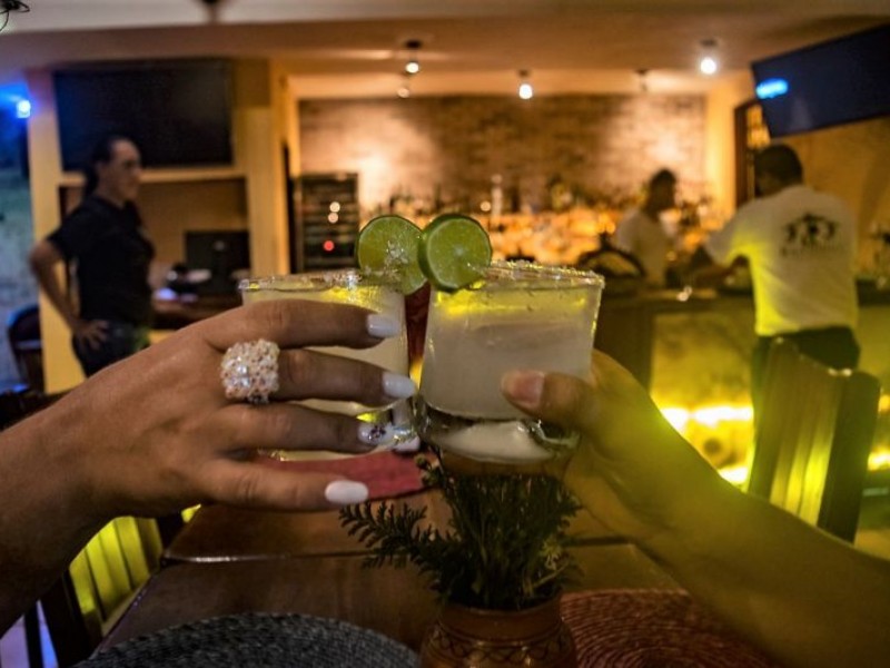 Turismo nacional hizo mayor consumo en negocios nocturnos; Grupo Ixtapa