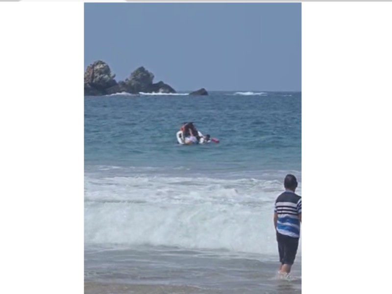 Turista estuvo a punto de ahogarse en playa El Palmar