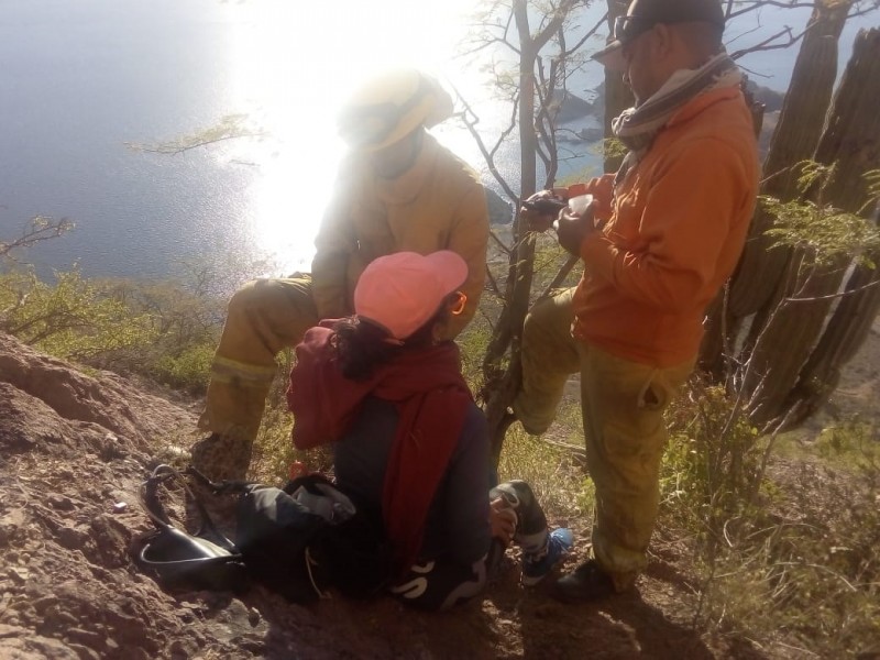 Turista se lesiona en cerro Tetakawi