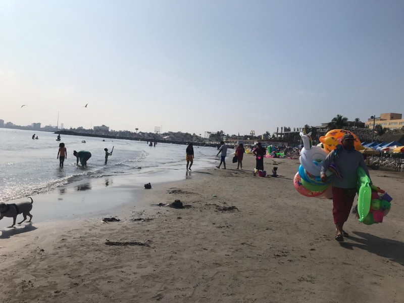 Turistas arriban a playas de Veracruz en vísperas de Navidad