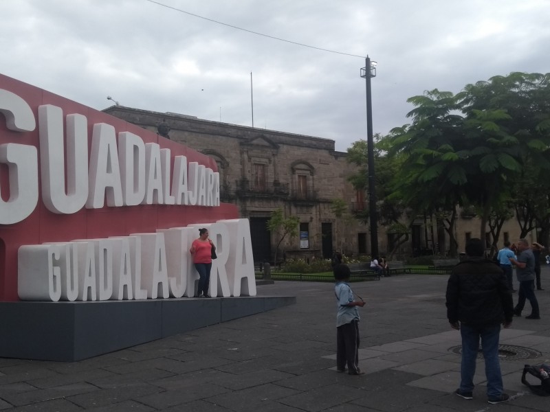 Turistas disfrutan de Guadalajara en estas vacaciones