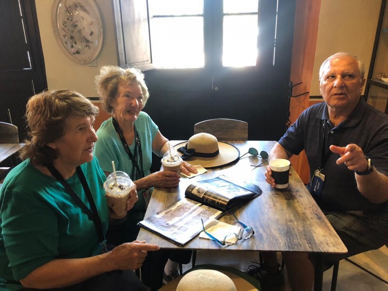 Turistas disfrutan del Museo Guaymense