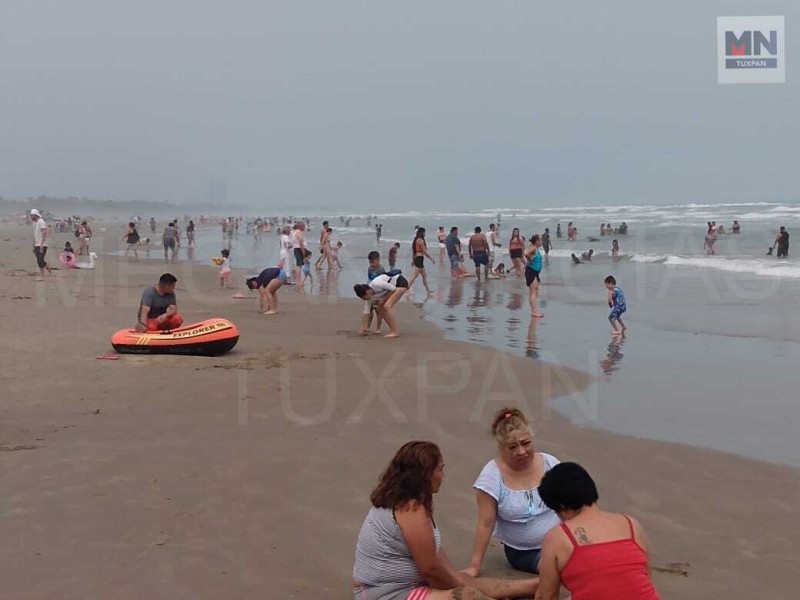 Turistas disfrutaron puente largo en Tuxpan