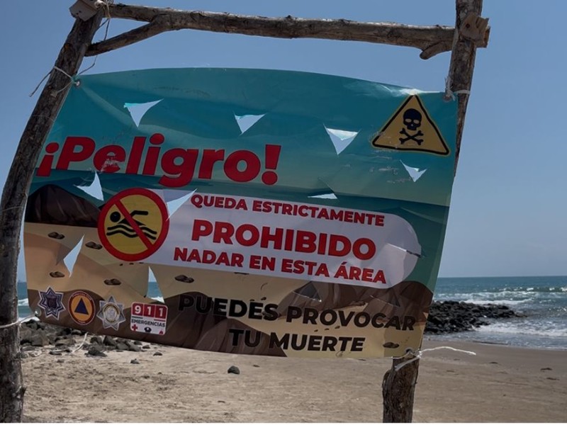Turistas en Tuxpan ignoran advertencias de seguridad en playas