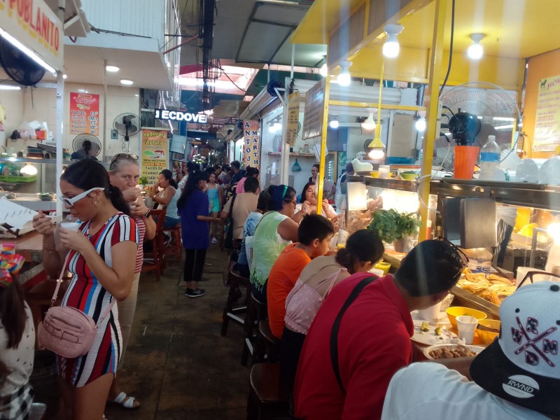 Turistas incrementan las ventas en Mercado Hidalgo
