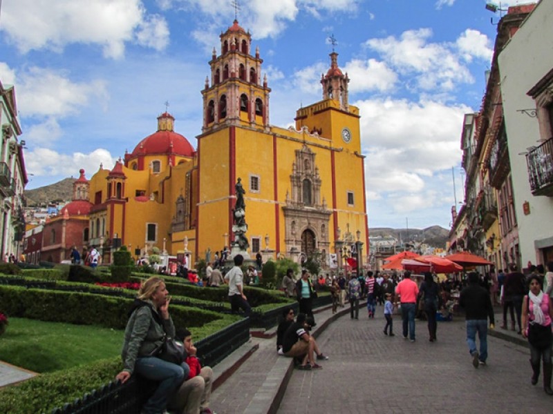 Turistas internacionales llegan a Guanajuato