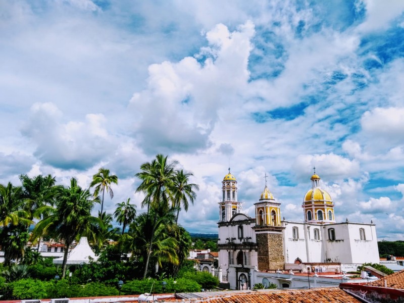 Turistas pasan el fin de año en Comala