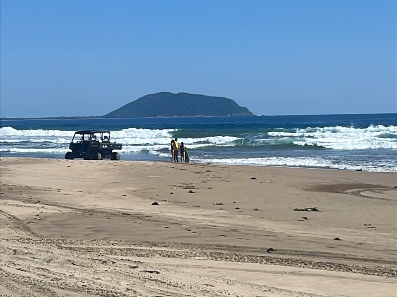 Turistas insisten en nadar en playas peligrosas: van 38 rescates