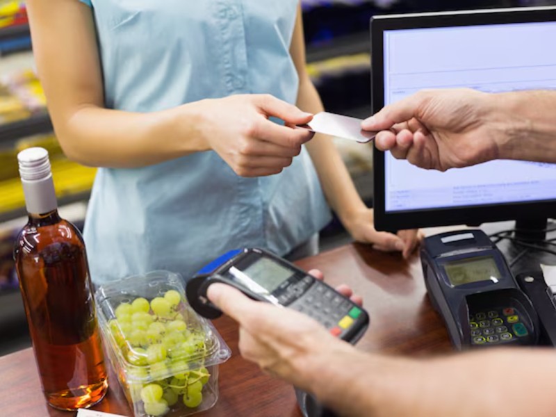 Tus compras le dieron al SAT 764 mil millones de pesos