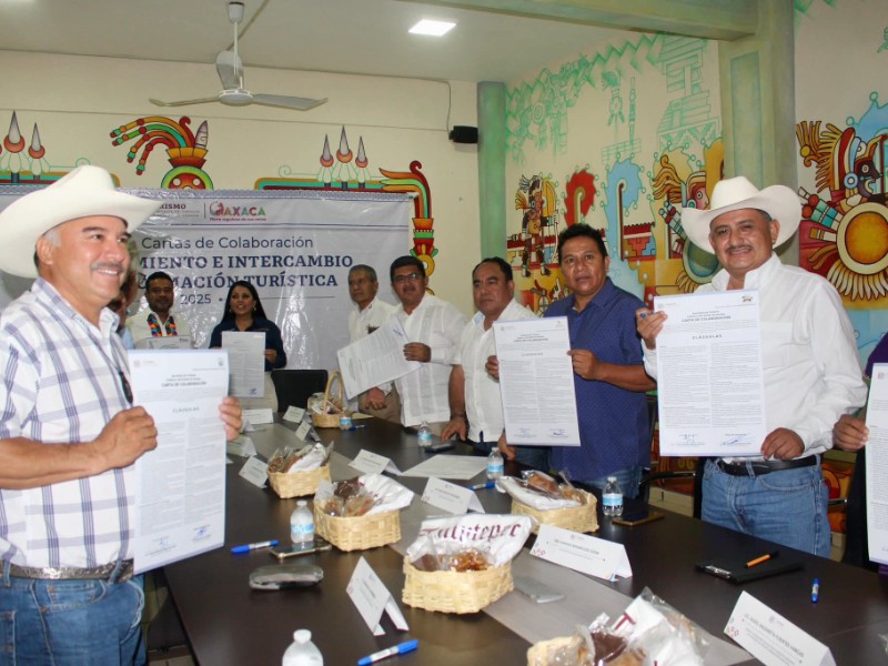 Tututepec impulsa alianza regional por el turismo