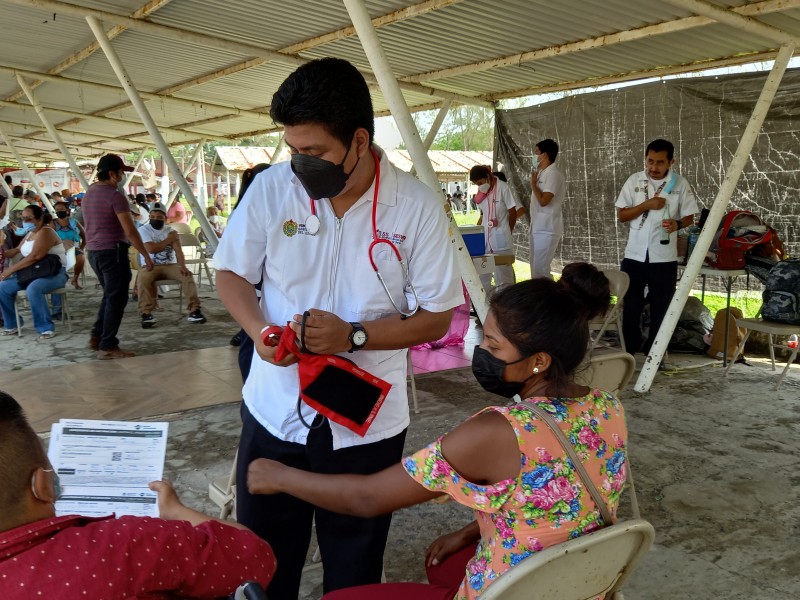 Tuxpan en día de atención a rezagados en vacunación