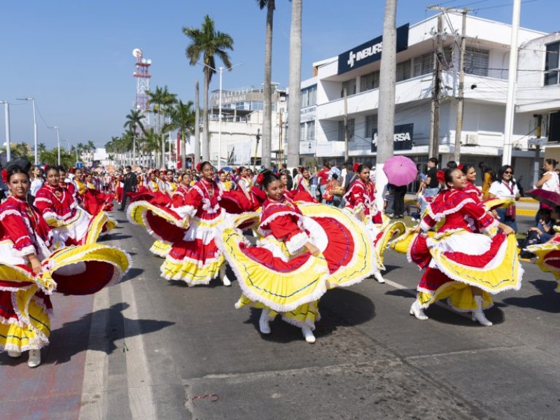 Tuxpan listo para el desfile de aniversario de la Revolución