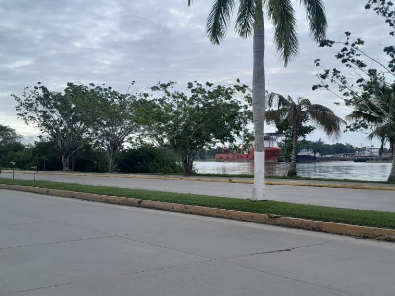 Tuxpan mantiene ambiente de templado a fresco