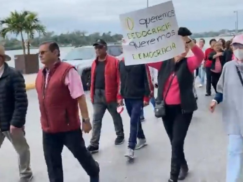 Tuxpan se suma a la Marcha Nacional por la Democracia