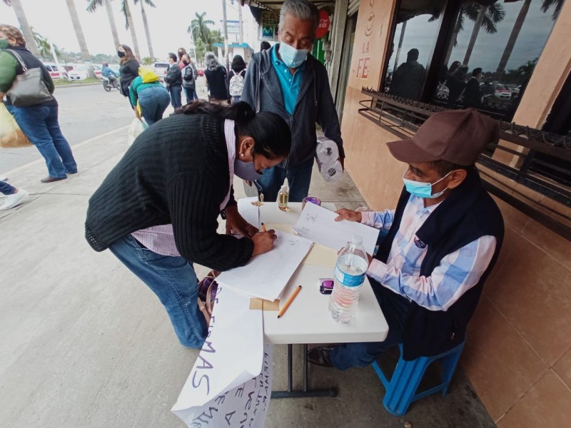 Tuxpeños presentarán a AMLO quejas por falta de agua