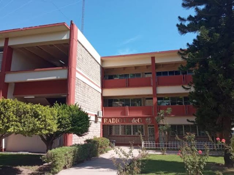 UAdeO aumenta tasa de titulación al 70%