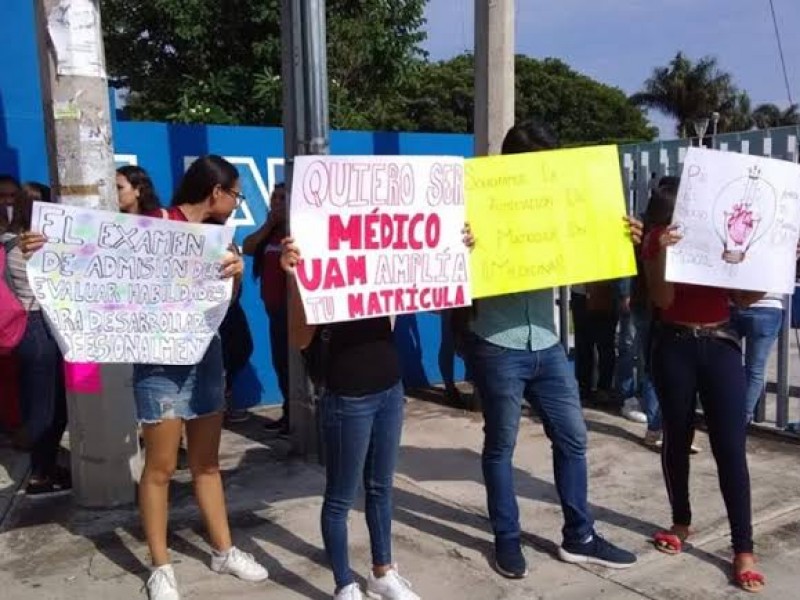 UAN revisará casos de estudiantes rechazados