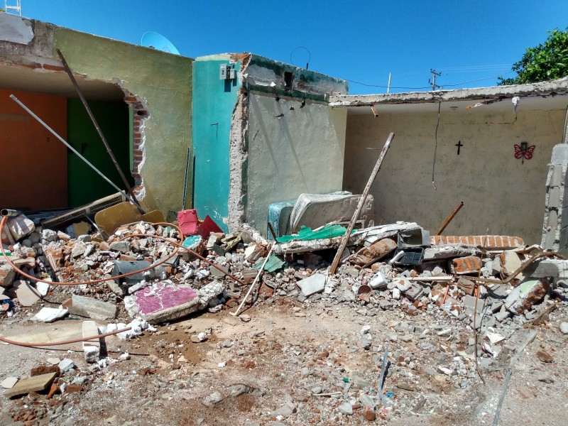 Ubica Infonavit viviendas para afectados por explosión