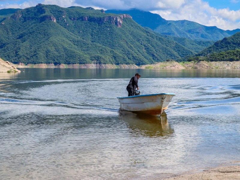Ubicada en el corazón de Choix, presa 