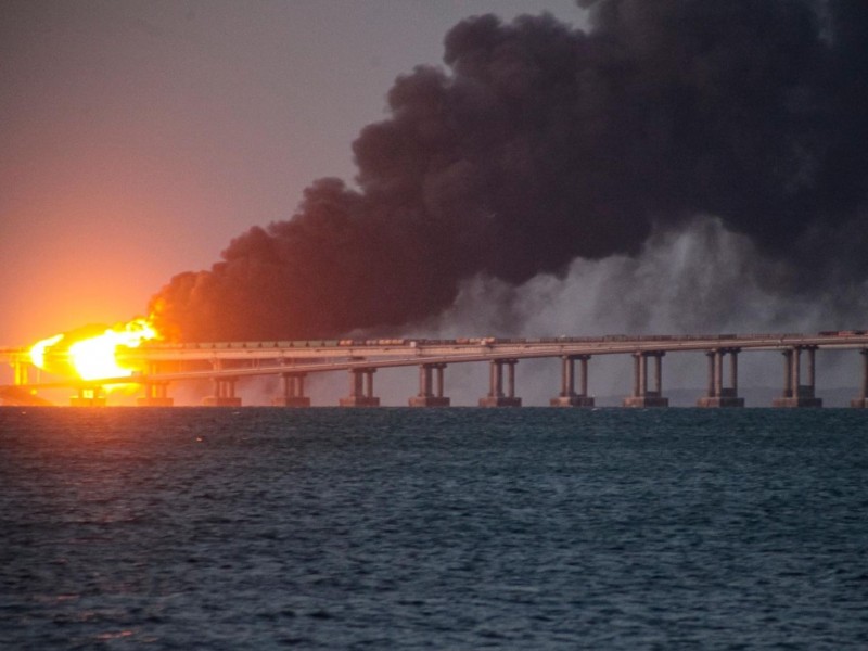 Ucrania sugiere que Moscú estaría detrás de explosión en puente