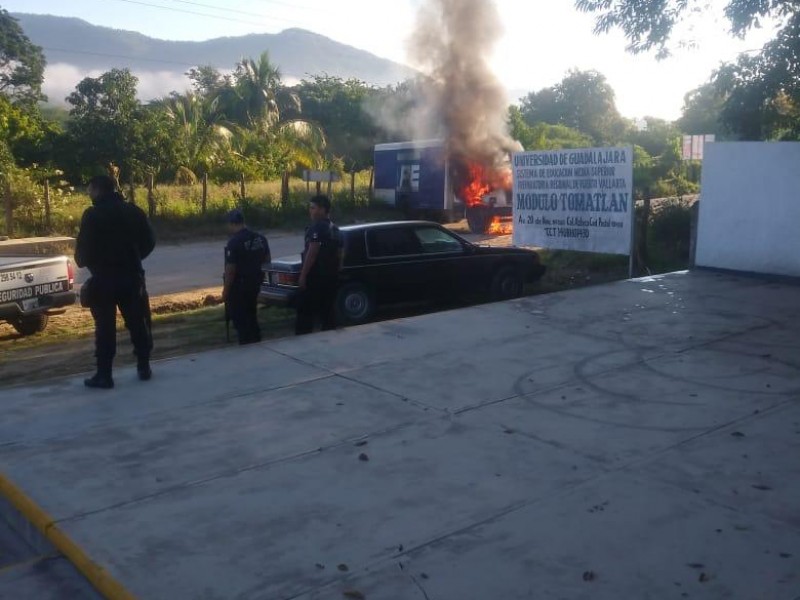 UdeG suspende clases en Tomatlán por bloqueos