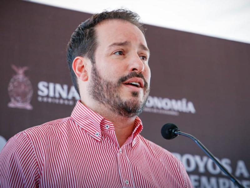 UIF bloquea cuentas de Ricardo Velarde, exsecretario de Economía de Rocha Moya