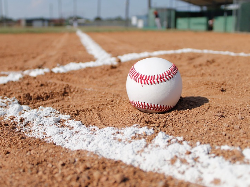 Un día como hoy en el beisbol