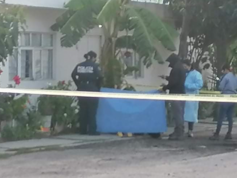 Un hombre muere al caer de una azotea