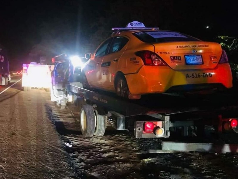 Un lesionado tras accidente de taxi en la autopista Colima-Manzanillo