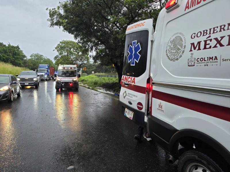 Un lesionado tras volcadura de automóvil en la autopista Colima-Guadalajara