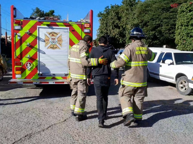 Un lesionado y daños cuantiosos deja choque de vehículos