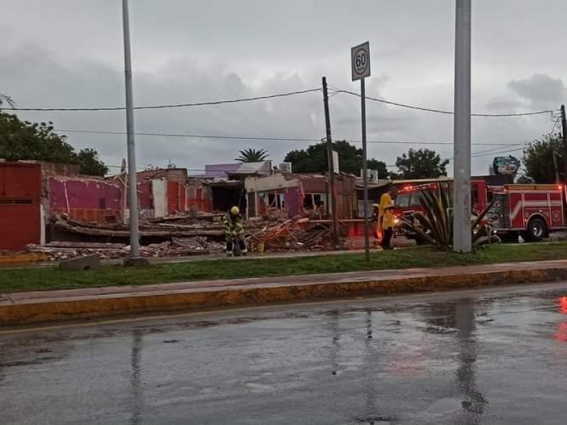 Un local comercial se derrumbó ante las fuertes lluvias