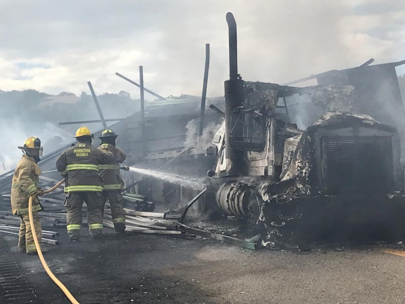 Un muerto en accidente Oaxaca-Cuacnopalan