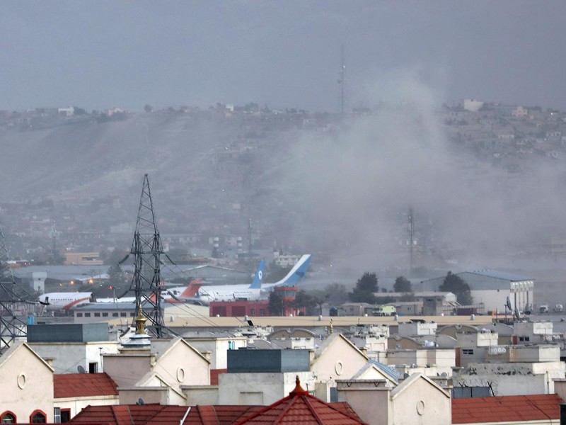 Un muerto tras explosión cerca del aeropuerto de Kabul