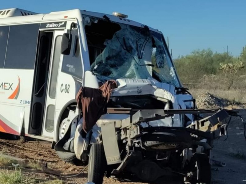 Un muerto y 22 lesionados deja choque en Caborca