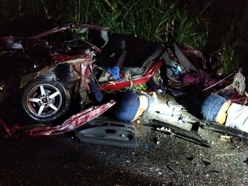 Un muerto y con heridos deja accidente carretero en Carretera Costera