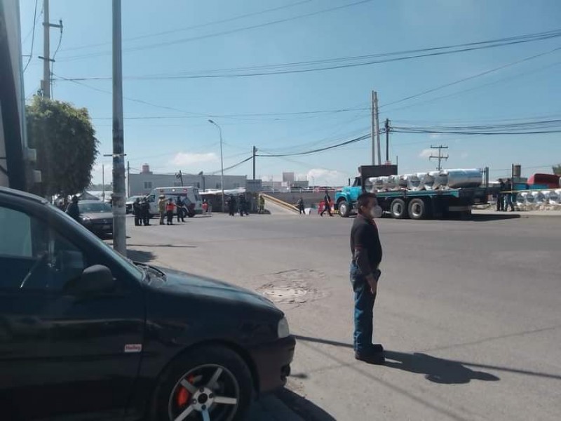 Un muerto y heridos tras explosión de caldera en fábrica