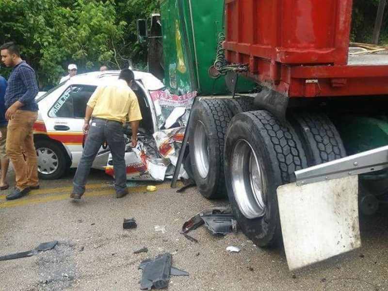 Un muerto y varios lesionados saldo de accidente